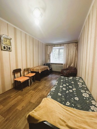 Продается двухкомнатная квартира на улице Добровольского. - фото 1