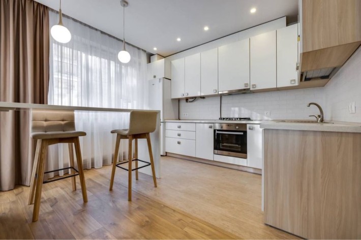 Продаж 1 км квартири в новобудові по вул. В.Великого. Інтергал-Буд. - фото 1