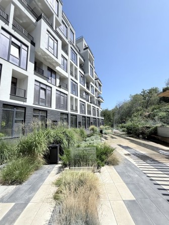 Продам Свою квартиру на 1 этаже , 55 кв м с потолками 4 м в Айтауне - фото 1