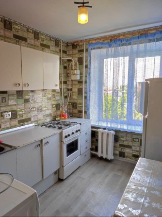 Продам 1 комнатную " Чешку" на 4/9 в Ингульском районе / 30 школа - фото 1