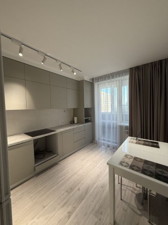 ЖК Меридиан/Продам 2х комнатную квартиру - фото 1