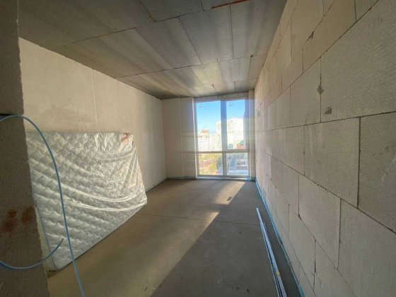 3 Комнатная квартира на поселке Котовского в спальном районе города