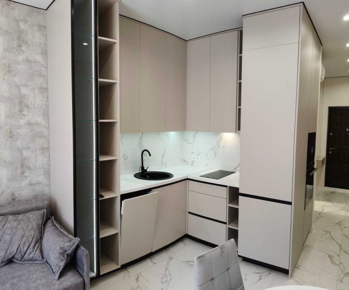 Продам квартиру з ремонтом в Кадор на Краснова, 61 перлина. Торг - фото 1