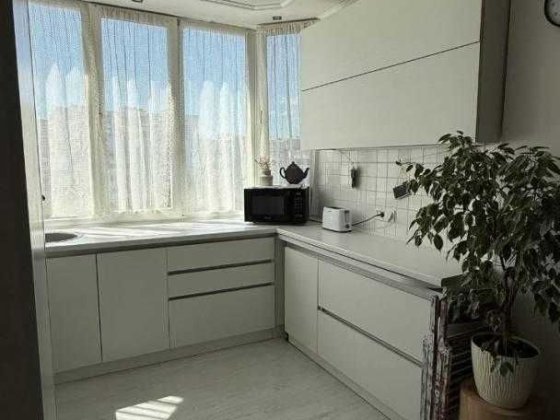 3-кім. квартира в кроковій доступності Море. Парк Перемоги. Ремонт.