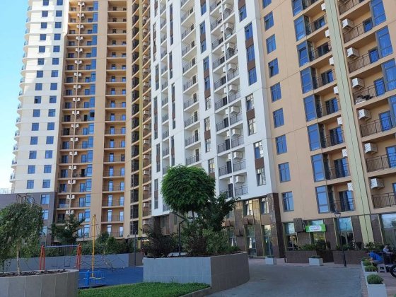 Продам квартиру в ЖК 67 Жемчужин, вид на ипподром Одеса