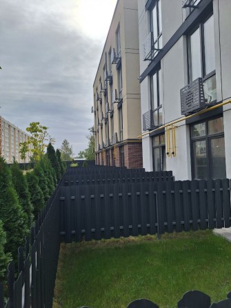 Квартира з двориком - фото 1