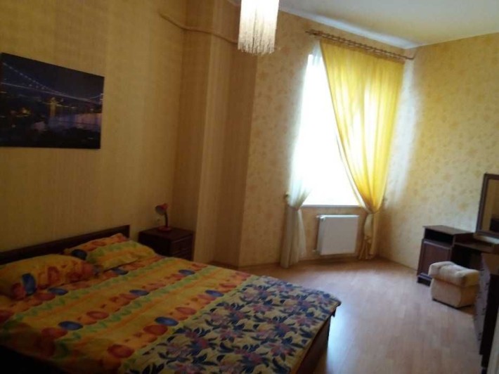 Продам 3-х квартиру в центре. Климовский дом. - фото 1