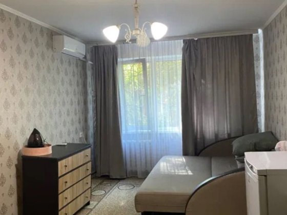 Продам 2 к. квартиру на Генерала Петрова, 52 Одеса
