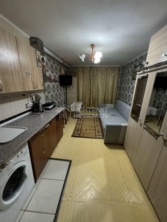 Продам  гостинку  23 серпня  Павлово Поле - фото 1