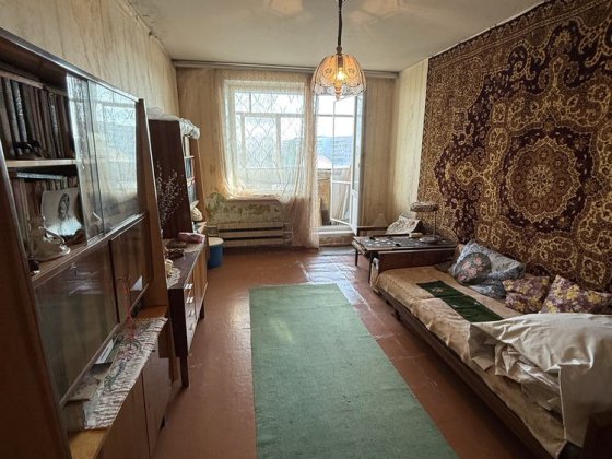 Продам 3 комнатную квартиру Непокореных (Героев труда), 70 Харків