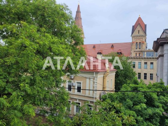 5 комнатная квартира в районе Кирхи!