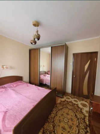 Центр. Цена снижена! 2 к.кв. с ремонтом. 57м2, метро Научная. Торг. AN - фото 1