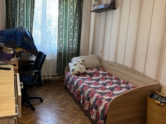 Продам 3 комнатную на франтишека крала 31 Харків