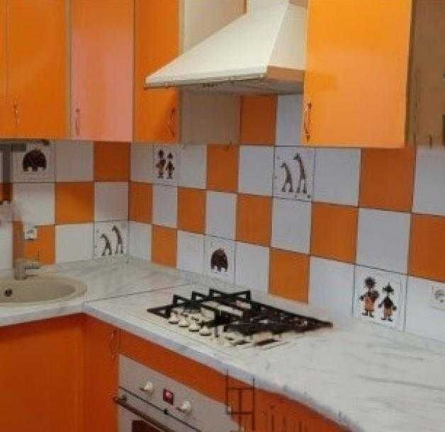 Продам 2 к. із. кв., 8 хв. пішки Метро Ботанічний Сад - фото 1