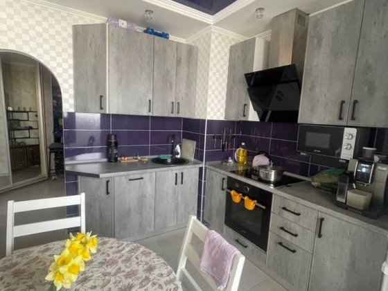 2 ком. квартира -71 метр с ремонтом . Таирова Одеса