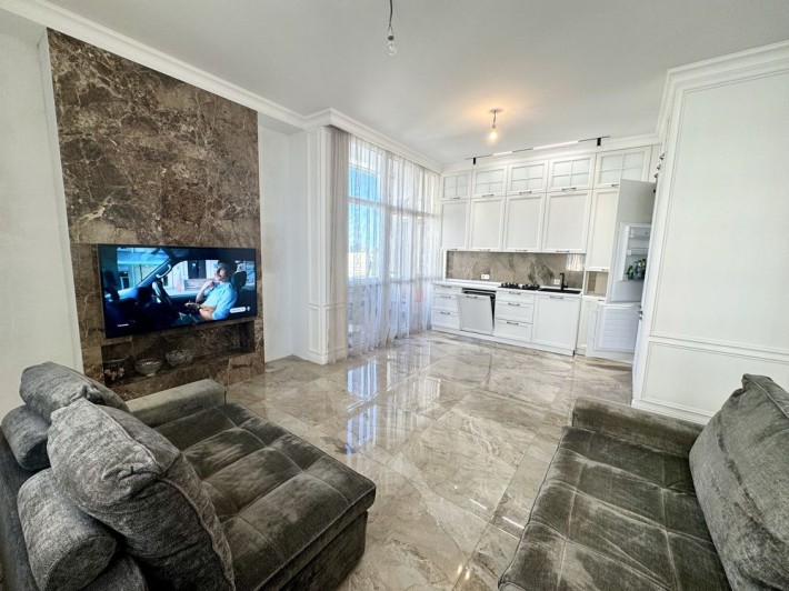 Продам без комисии Литературная 13 фонтана - фото 1