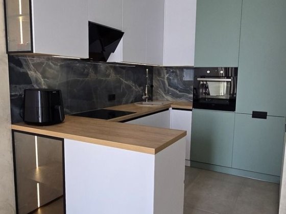 Однокімнатна квартира з новим ремонтом в ЖК Таїровські Сади Одесса