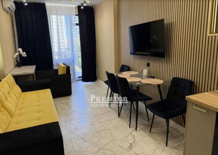 1к квартира з дизайнерським ремонтом у центрі Аркадії - фото 1