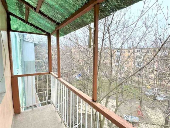 Продам 2 комн. квартиру в стандартном доме Балковская центр Одесса