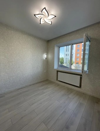 Нова 2-кімнатна з дизайнерським ремонтом — Софіївська Борщагівка - фото 1