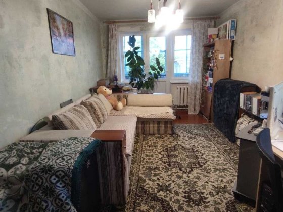 RV S4 Продам 2 комнатную квартиру ХТЗ пр-т Индустриальный Харьков