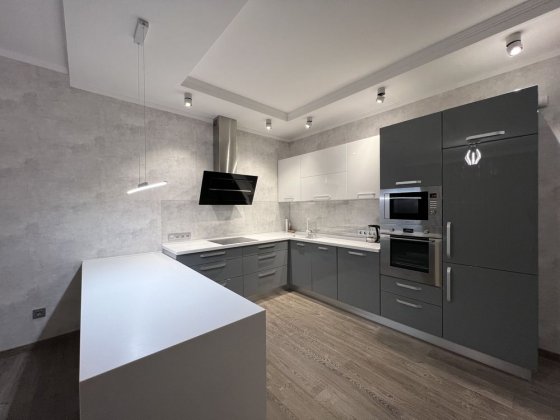 ТОП! Продам 3 к. квартиру 100м2 ЖК Белый слон Дом в Сокольниках Центр Харків