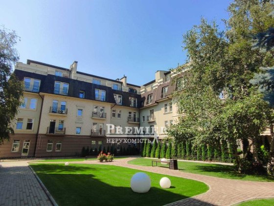 2 комн. квартира в престижном районе около моря