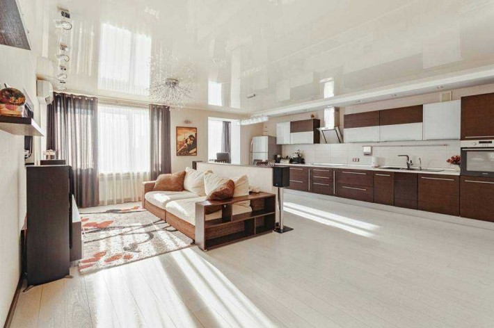 Продам 3-кімнатну квартиру на Заболотного - фото 1