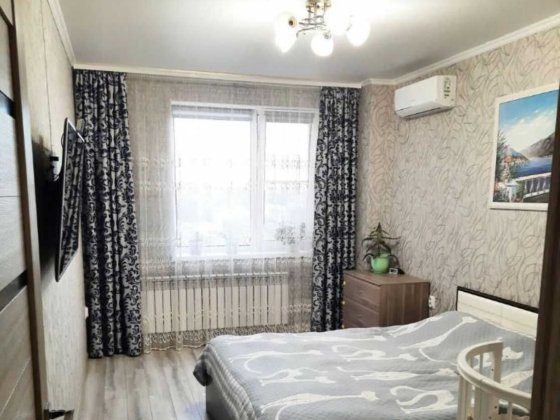 Продам 2к квартиру возле метро, ул.Валентиновская Харьков