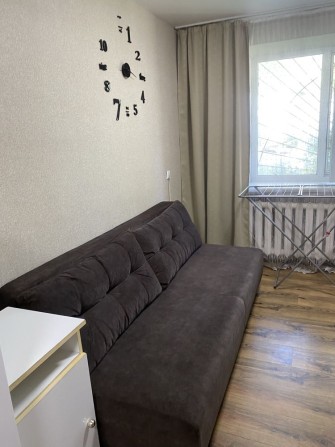 Продам гостинку 22м2  на Павловом Поле! Торг! Метро  Ботсад! - фото 1