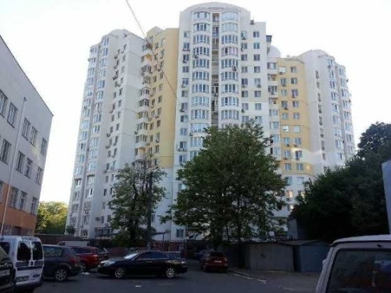 2хкімнатна квартира поруч з парком Перемоги Одесса