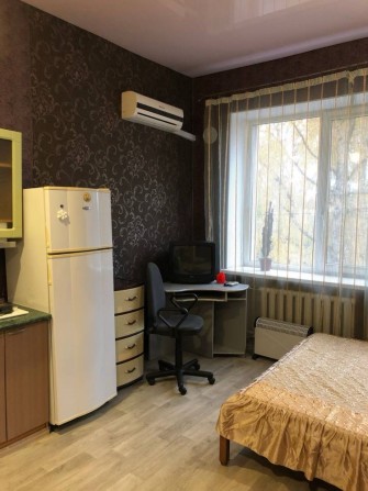 1 кв м.Спортивная , Метростроителей 5 минут - фото 1