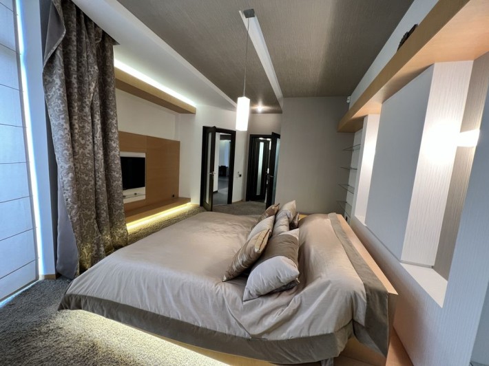 СРОЧНО‼️Продажа 3к квартиры с ремонтом , парк Победы , ЖК Кукуруза - фото 1