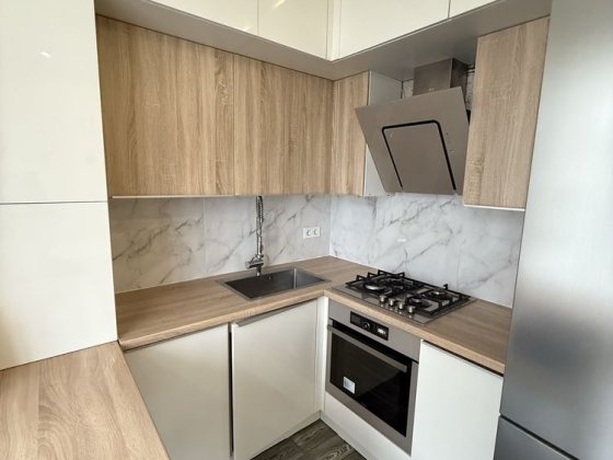 Продаж 2к квартира з ремонтом У квартал!! Софиевская Борщаговка