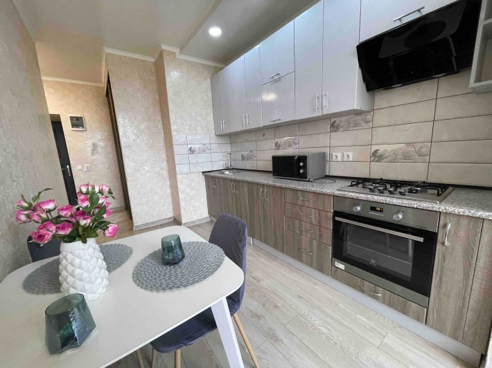 Затишна та красива квартира, ЖК "Львіський Маєток", 39.кв.м - фото 1