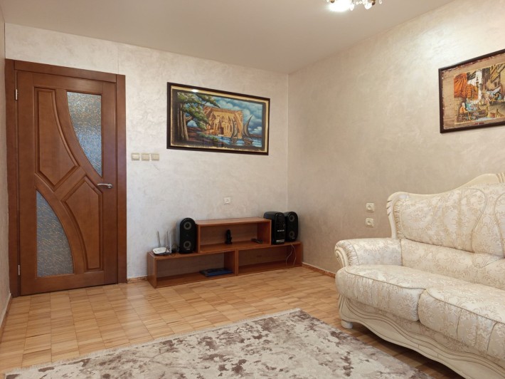 Продам 3-кімн. квартиру, р-н.Оболонь, вул.Зої Гайдай 7А - фото 1