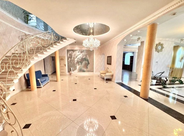 Продам Дом 515м2 рн. ост. Конно Спортивная Школа - фото 1