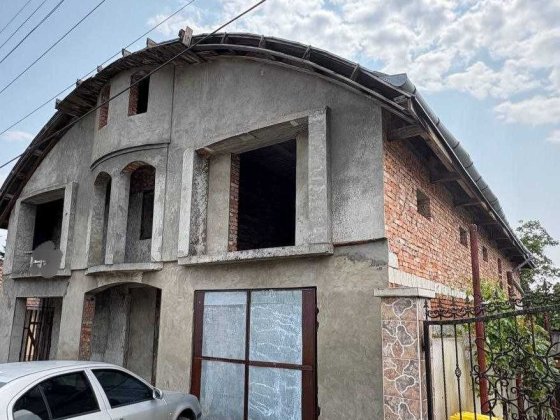 Продається будинок у м.Берегове Берегове