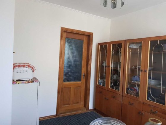 Продам будинок в центрі міста. Всі зручності, міські комунікації. Борщев