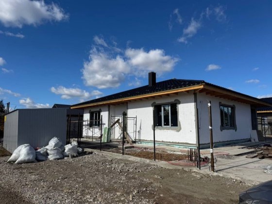 Боярка будинок біля Першоі школи під чистовий ремонт Газ Боярка