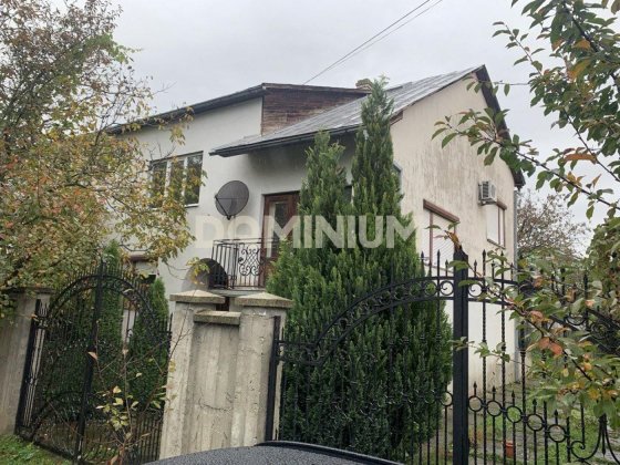 Продається просторий двоповерховий будинок у місті Виноградів Виноградов
