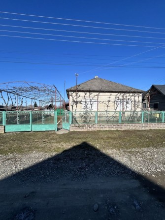 Продається будинок в Закарпатській обл. с. Дротинці - фото 1