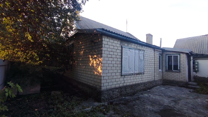 Продам дом с хорошей локацией - фото 1