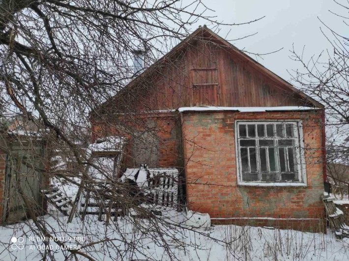 Продам будинок під знесення в центрі смт Високий - фото 1