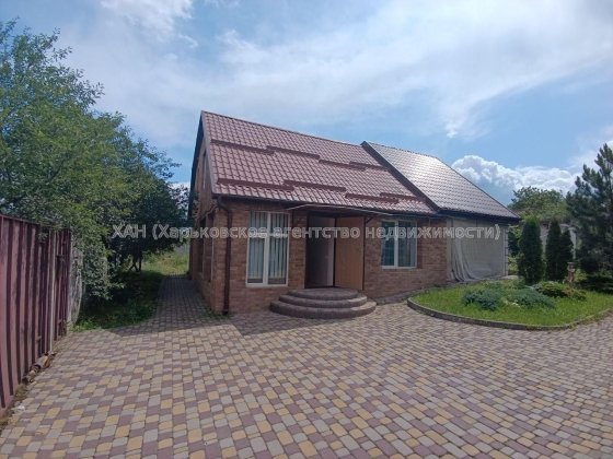 Продам будинок два поверхи . Високий Т25 Високий