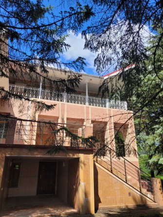 Будинок у мальовничому районі смт Високий. Сертифікат - фото 1