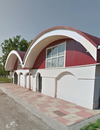 Большой дом очень красивый на баме - фото 1