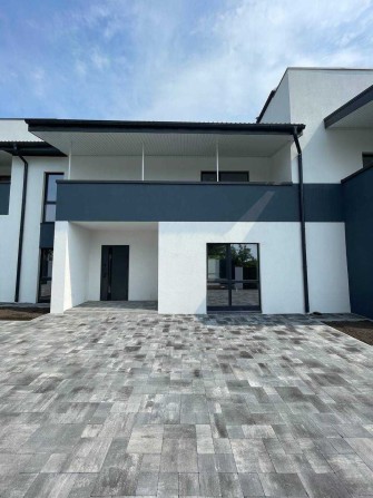 Терміново! Таунхаус 109,97 м2 з газом, 4 кімнати, вул. Молодіжна - фото 1