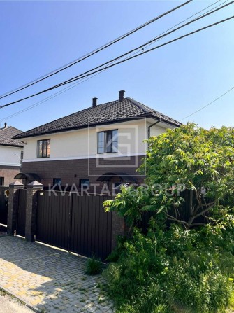 Двоповерховий дуплекс. МІНІМАЛЬНЕ оформлення - фото 1