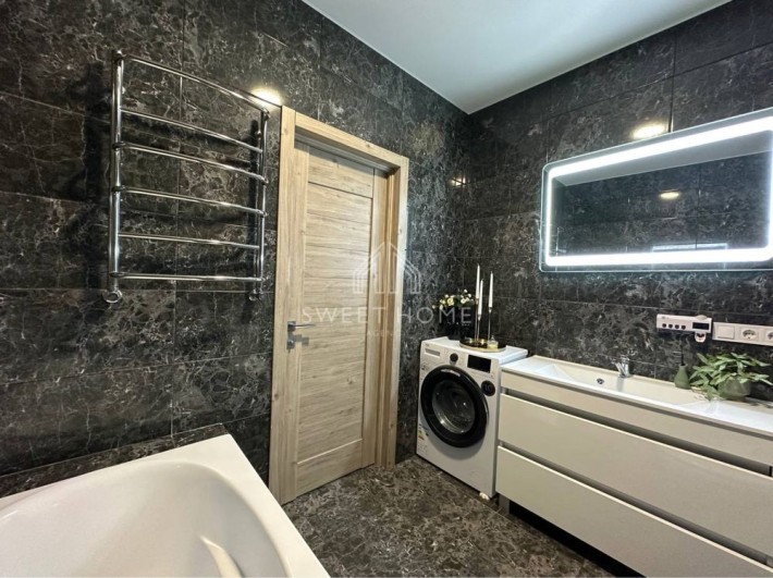 Таунхаус від Власника з ремонтом та меблями можно під є відновлення - фото 1